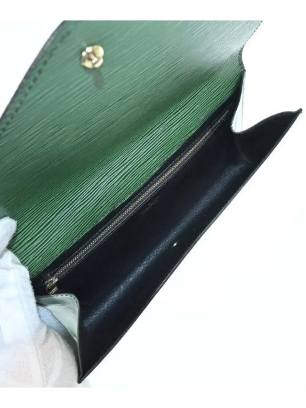 Louis Vuitton Clutch Green